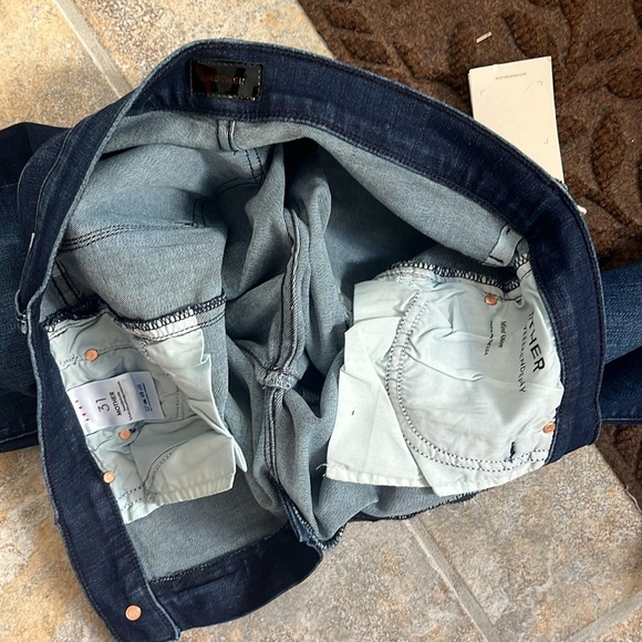 Mother The Weekender Fray Size 31 NWT - Picture 10 of 14